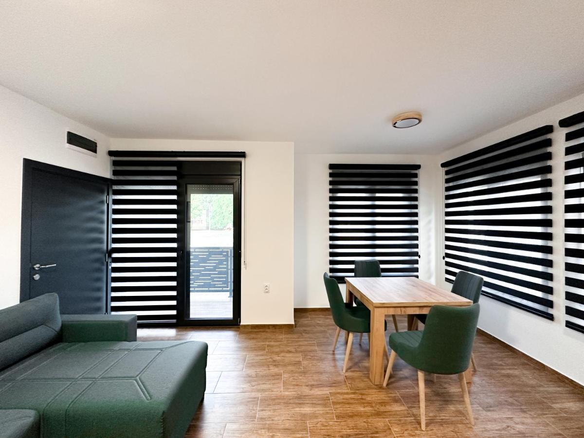 Kiko Apartmani Lux Zrenjanin Exterior photo