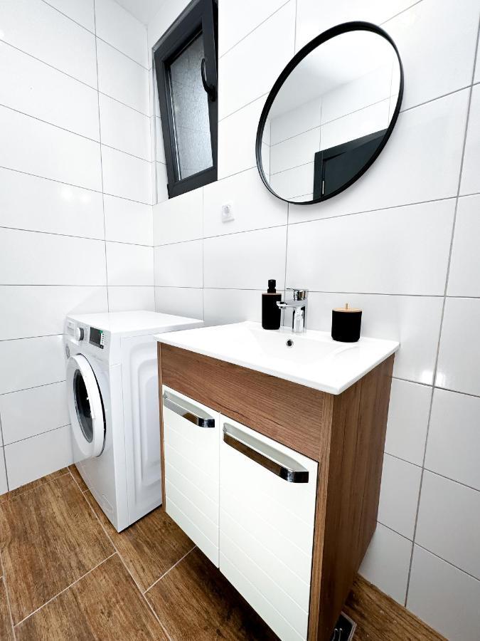 Kiko Apartmani Lux Zrenjanin Exterior photo