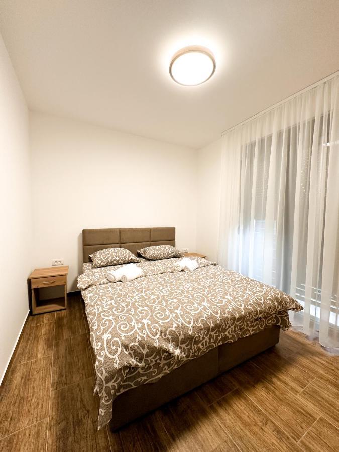 Kiko Apartmani Lux Zrenjanin Exterior photo